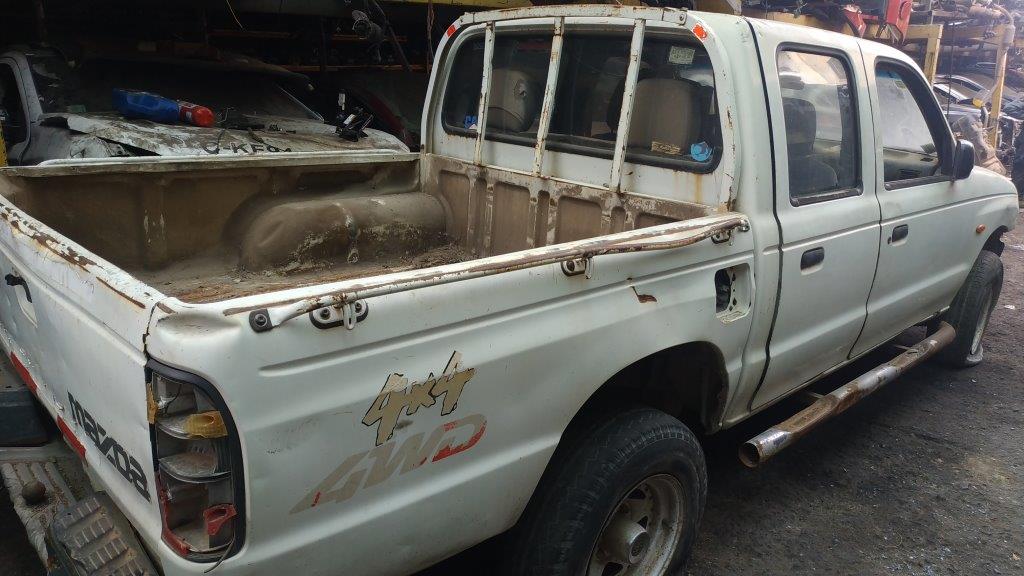  Mazda B2900 2003    EN DESARME